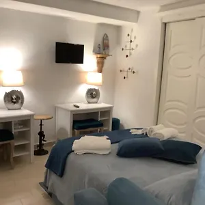Tinnyhouse Appartamento Napoli